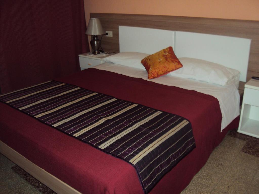 Hotel Mirage Messina Exteriör bild