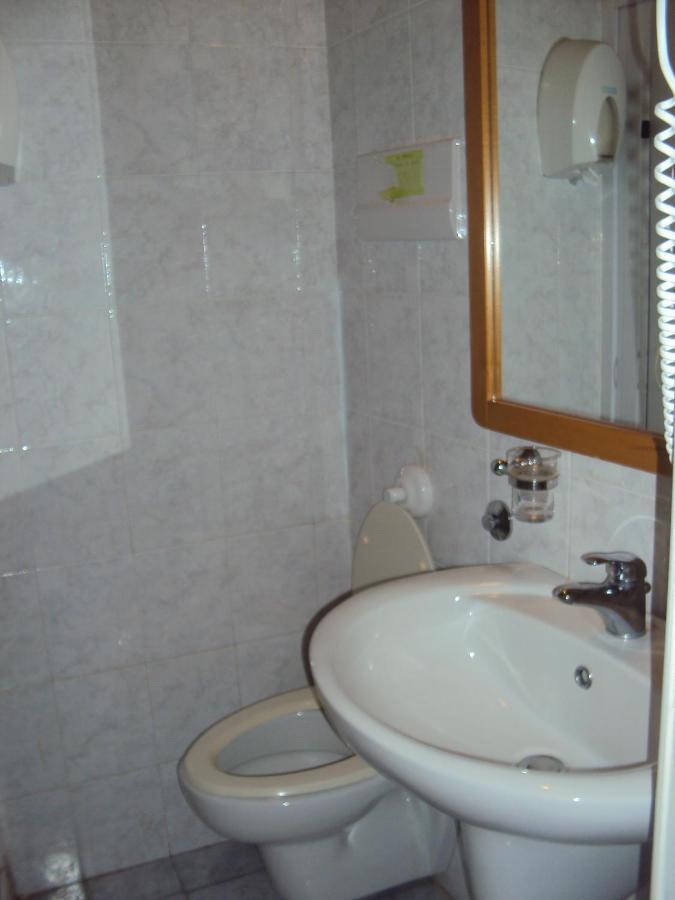 Hotel Mirage Messina Rum bild
